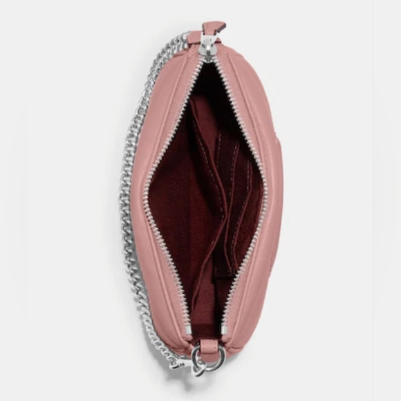 🎀Clearance🎀 NWT Nolita 19 W Signature Quilting Silver chain. Rare- Leather - Picture 4 of 10